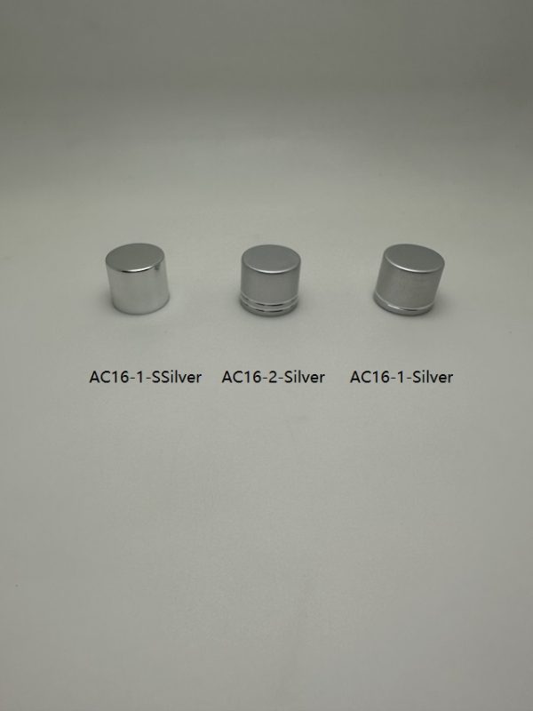 10ml Glass Bottle with Silver and Matted Silver Cap - Image 2