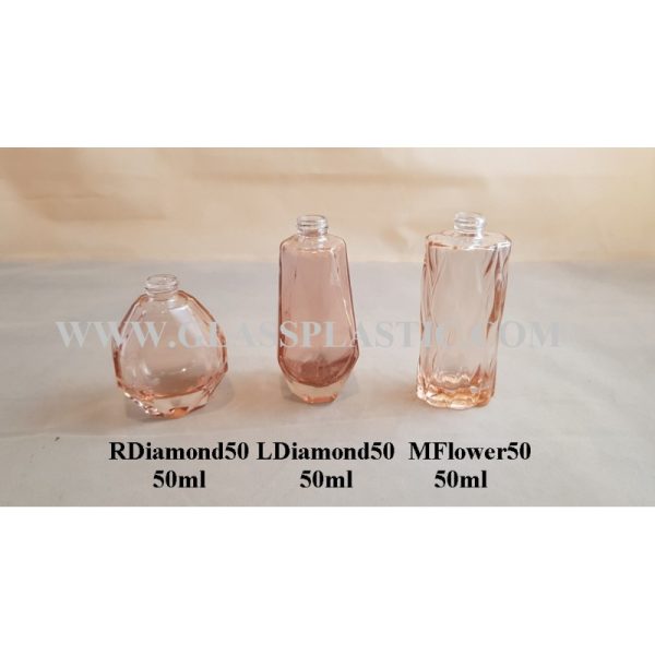 Diamond Shape Glass Spray Bottle - 50ml - Image 3