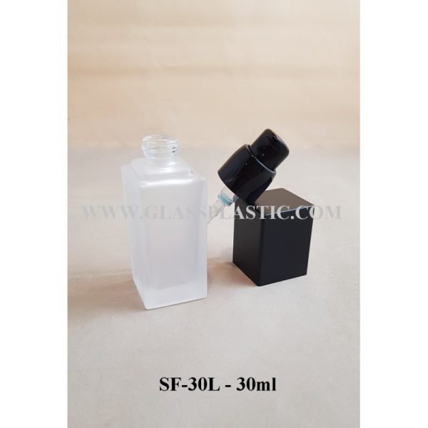 30ml Cosmetic Square Glass Bottle - Image 2